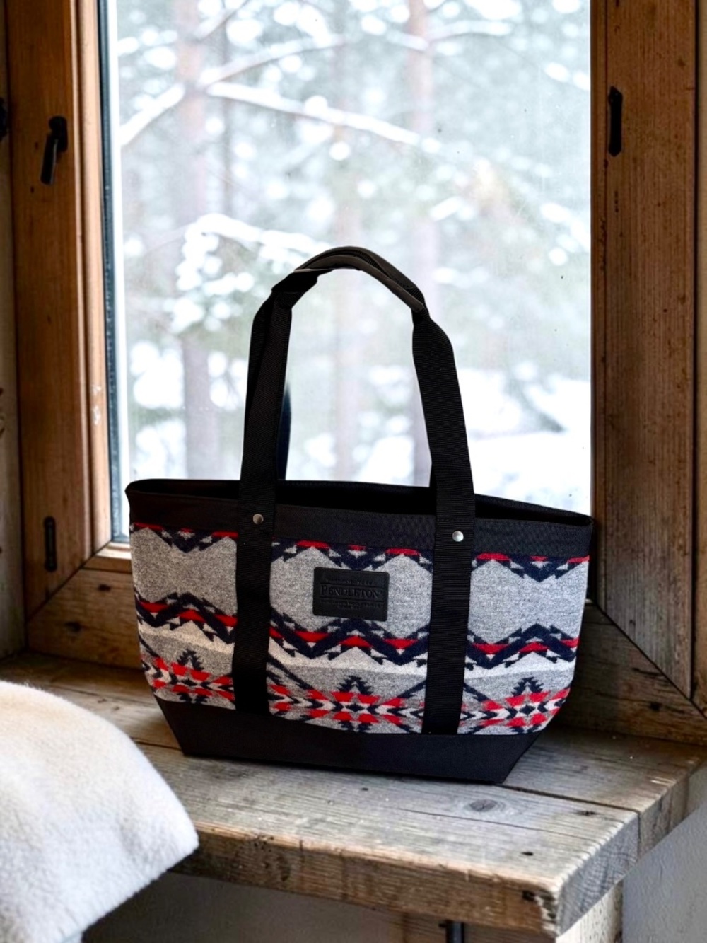 Pendleton Tecopa Hills Grey Zip Tote BRAND NEW with tags